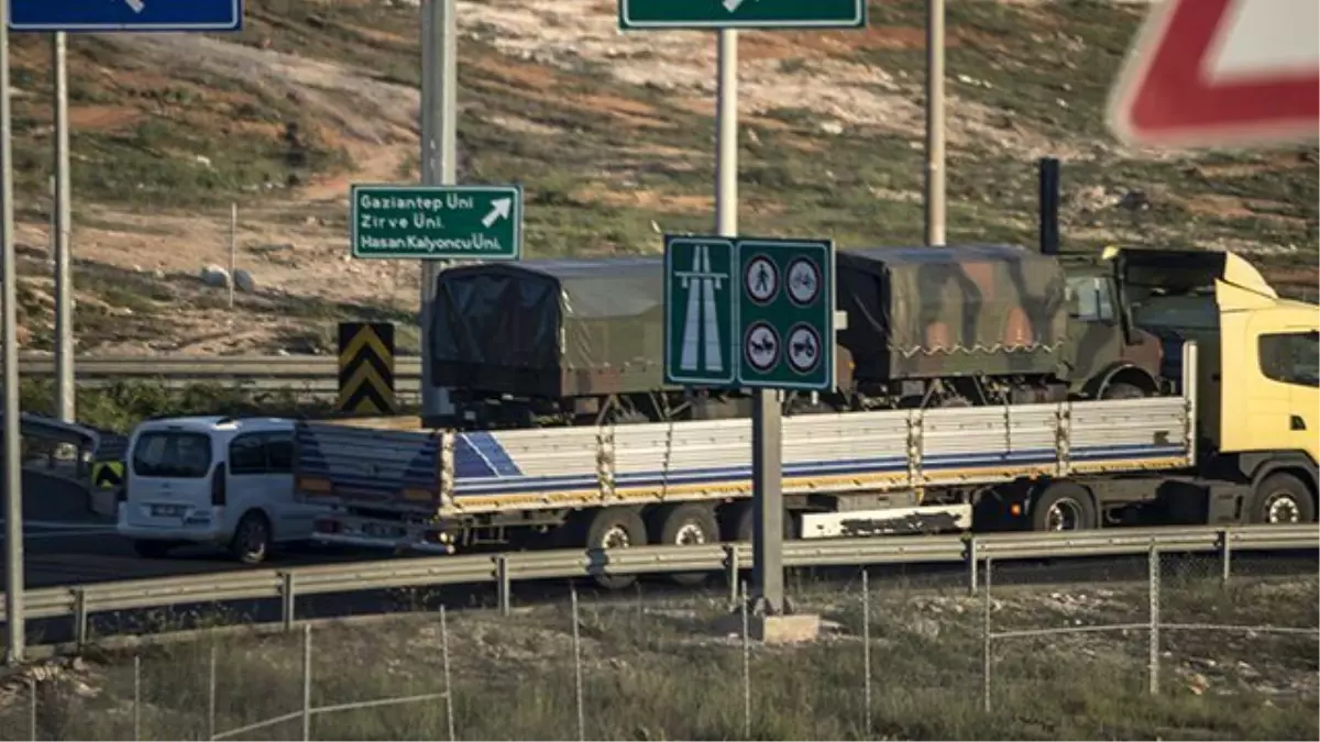 Roketlerin Vurduğu Kilis'e Askeri Sevkiyat