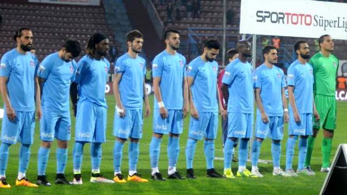 Trabzonspor\'da 6 Oyuncu Kadro Dışı Bırakıldı İddiası