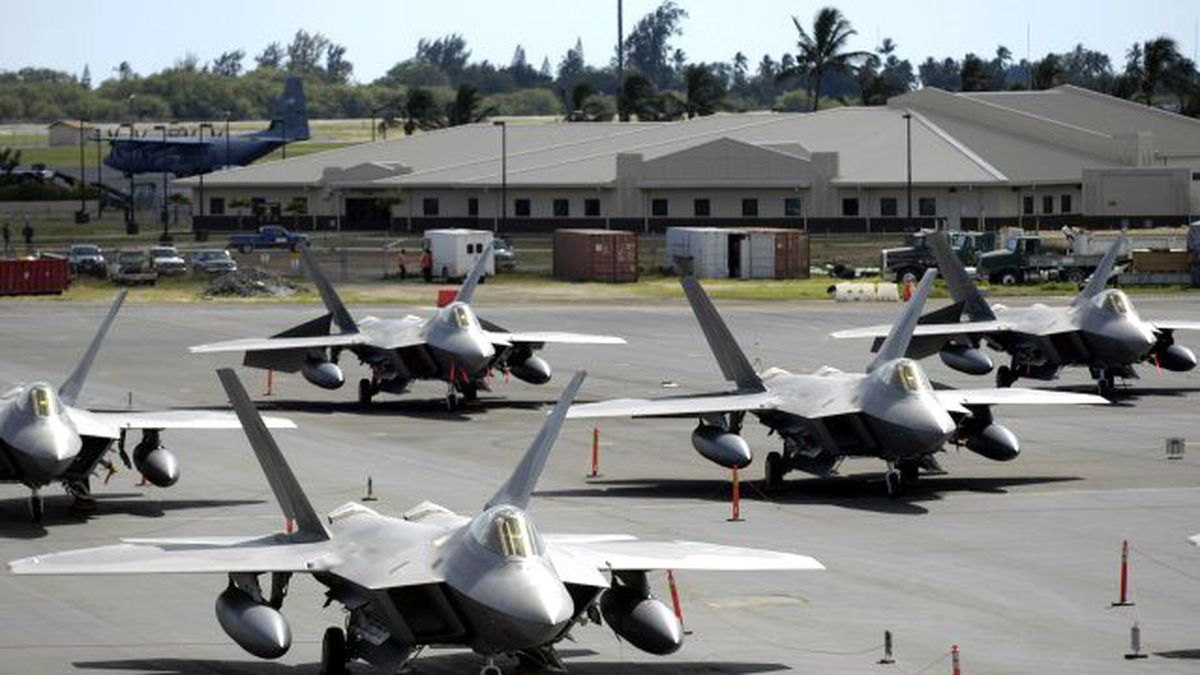 ABD Savaş Uçakları Romanya'da Konuşlandırıldı