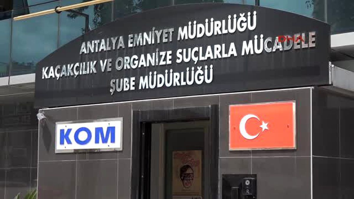 Antalya\'da Uyuşturucu Operasyonu