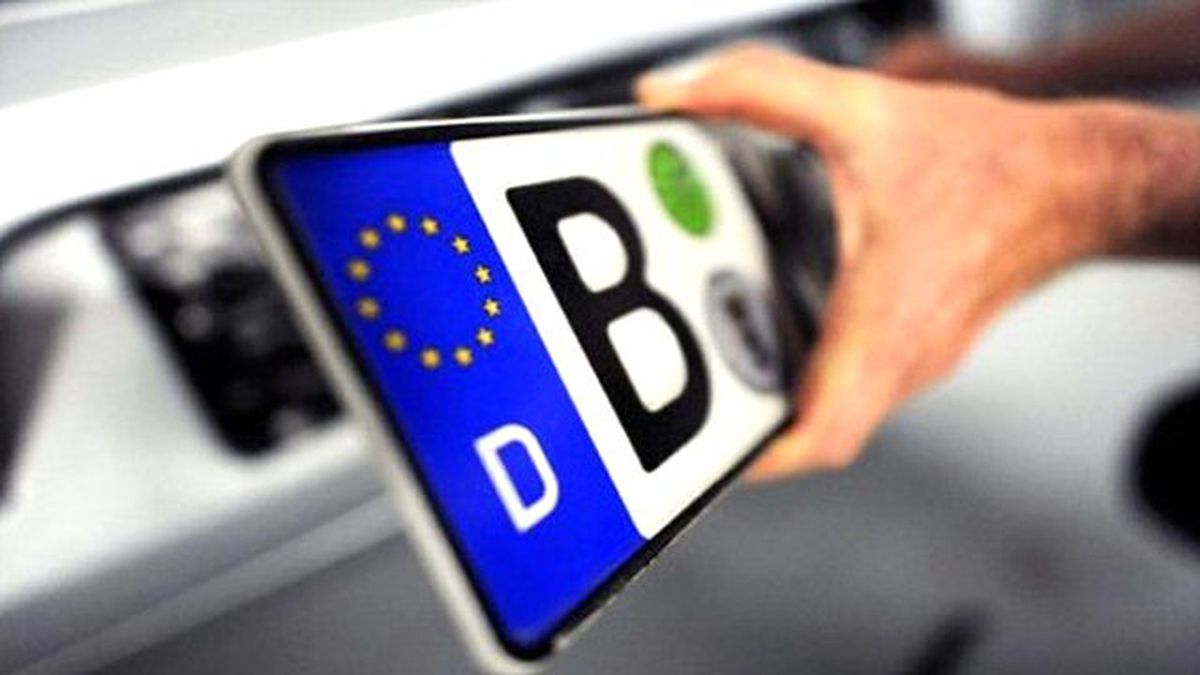 Bakan\'dan Yabancı Plaka Uyarısı