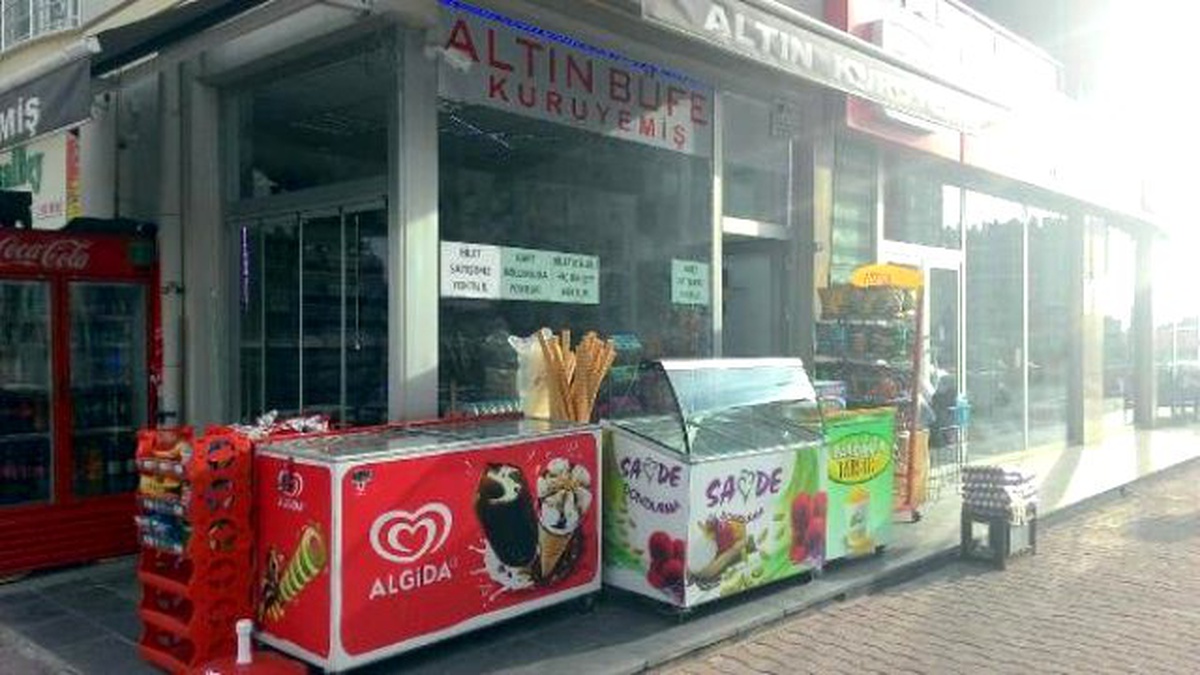 Bilet Var Mı\' Sorusundan Sıkılan Esnaftan İlginç Çözüm