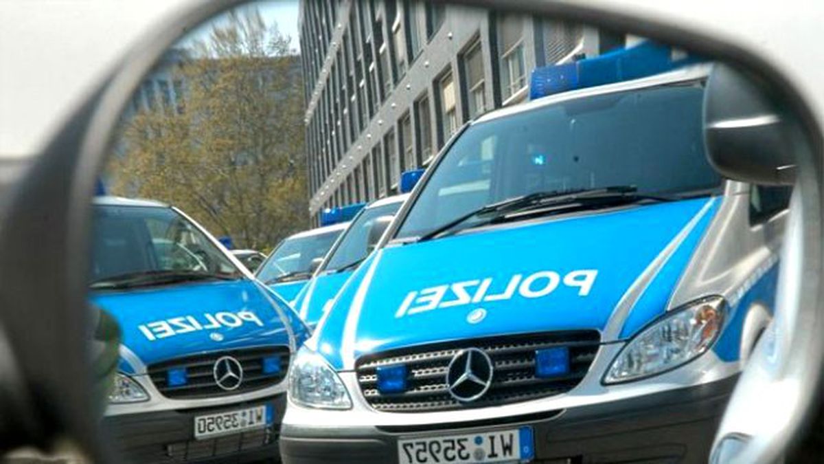 Bremen\'de Aşırı İslamcılara Polis Baskını