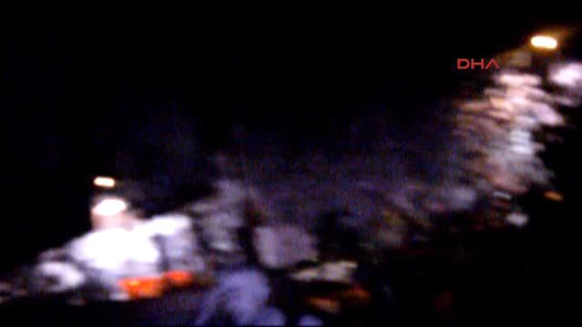 Firari Kabadayı Çatıdan Çatıya Atlayarak Kaçmaya Çalışırken Yakalanmış