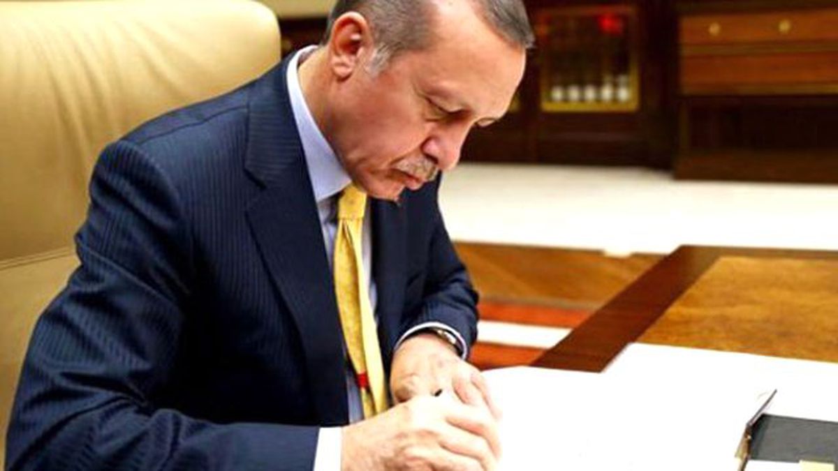 Erdoğan Yüz Binlerce Kişiye Maaş Bağlayan Kanunu İmzaladı