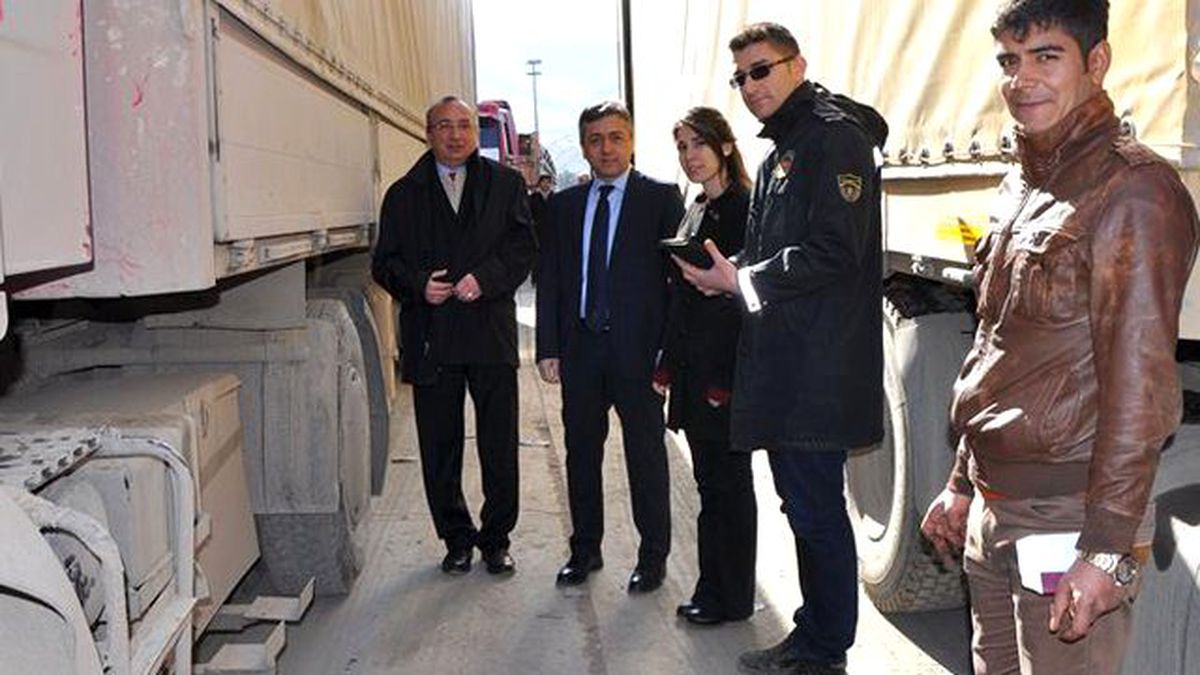 Gümrük ve Ticaret Bakanı: Sınır Kapılarında Denetimin Parolası, 'Vatan Savunması'