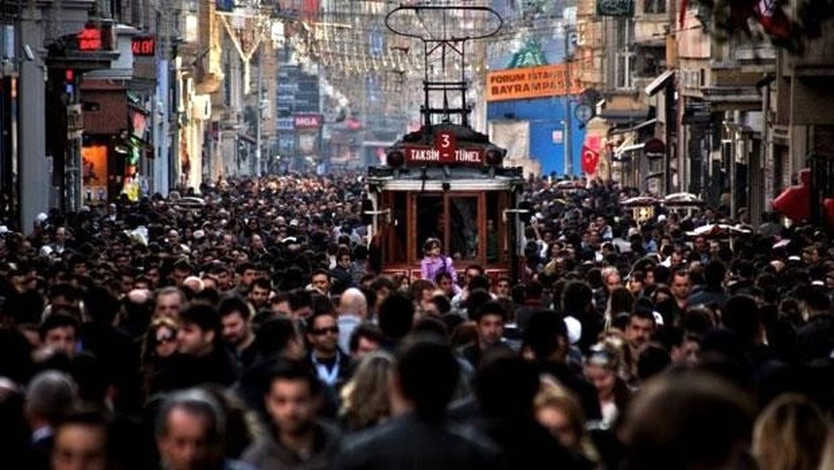 Her 10 Kişiden 1\'i İstanbul Doğumlu
