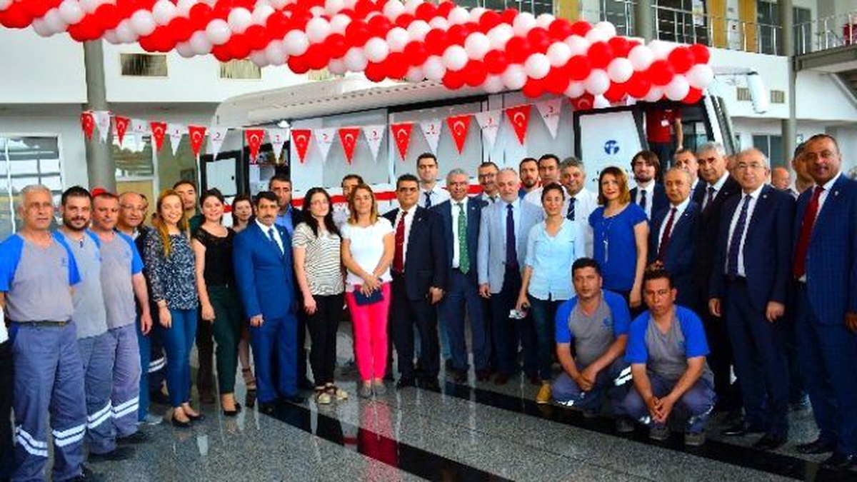 Kızılay\'a \'Kan Bağışı Otobüsü\'