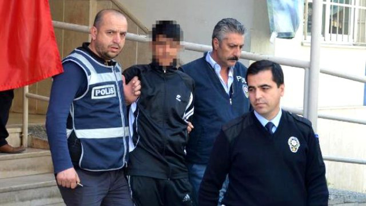 Polise Saldıran Raporlu Genç Önce Serbest Kaldı Sonra Tutuklandı