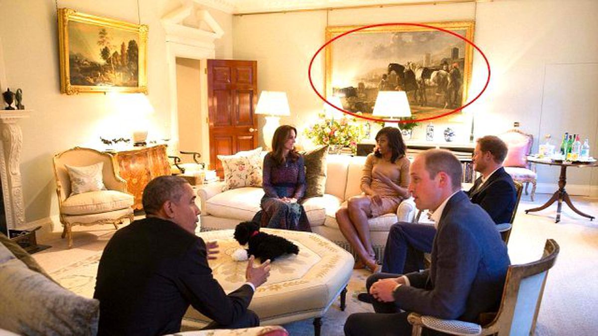 Tablodaki 'Zenci' Yazısı Saksıyla Gizlendi