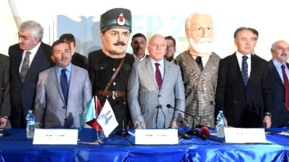 Sekmen: "Kitap Fuarı Şehrin Kültür Hayatını Renklendirecek"