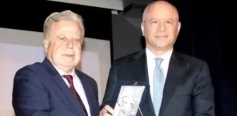 Üniversiteden, Mustafa Koç Anısına Onur Ödülü