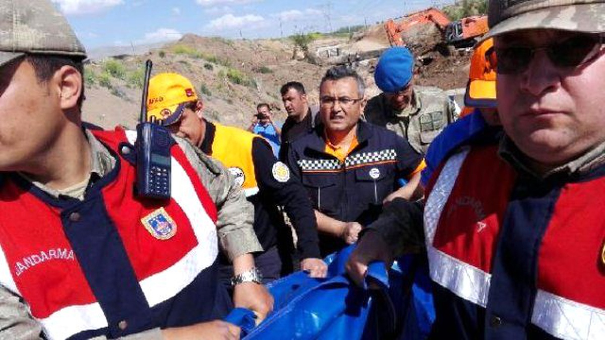 Afşin\'de Kaybolan Küçük Yusuf Havadan ve Karadan Aranıyor (2)