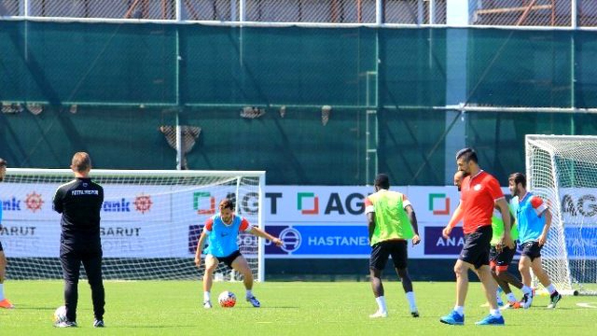 Antalyaspor\'un Torku Konyaspor Mesaisi Devam Ediyor