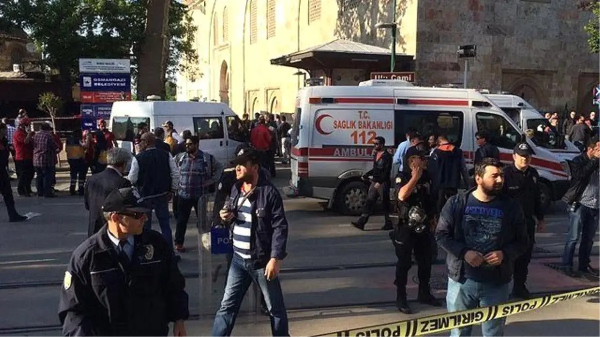 Bursa'da Canlı Bomba Saldırısının Gerçekleştiği Camide Dikkat Çeken Cenaze