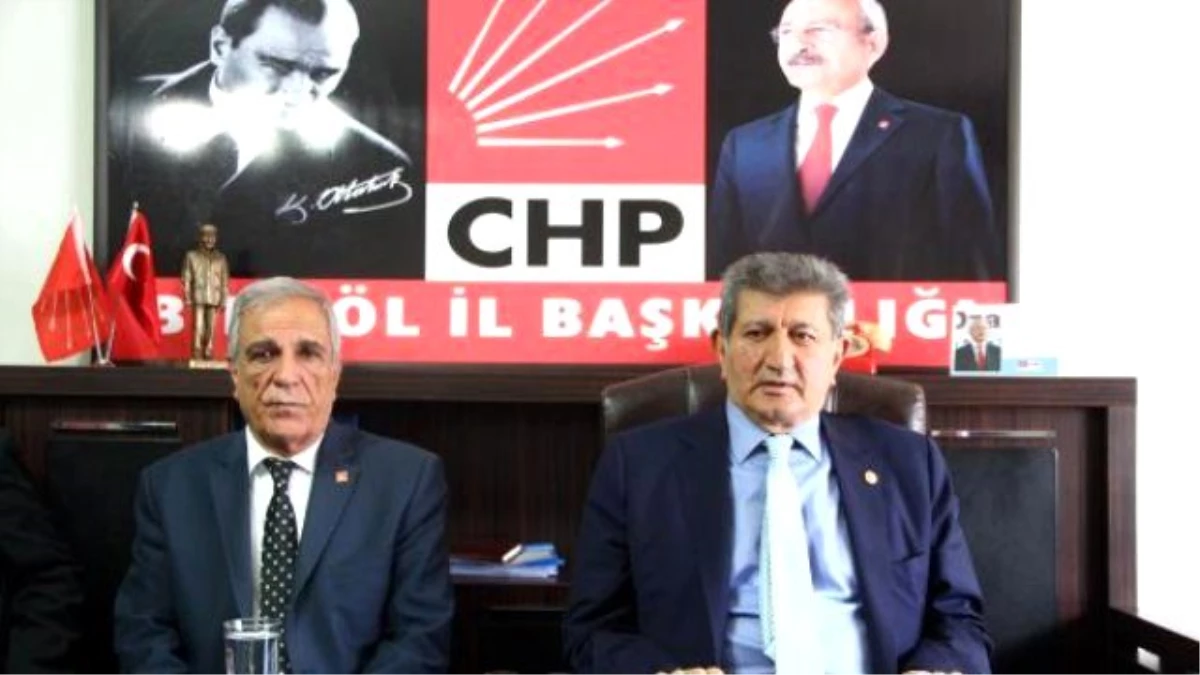 CHP\'li Özcan: Anayasa, Kur\'an-ı Kerim Değildir