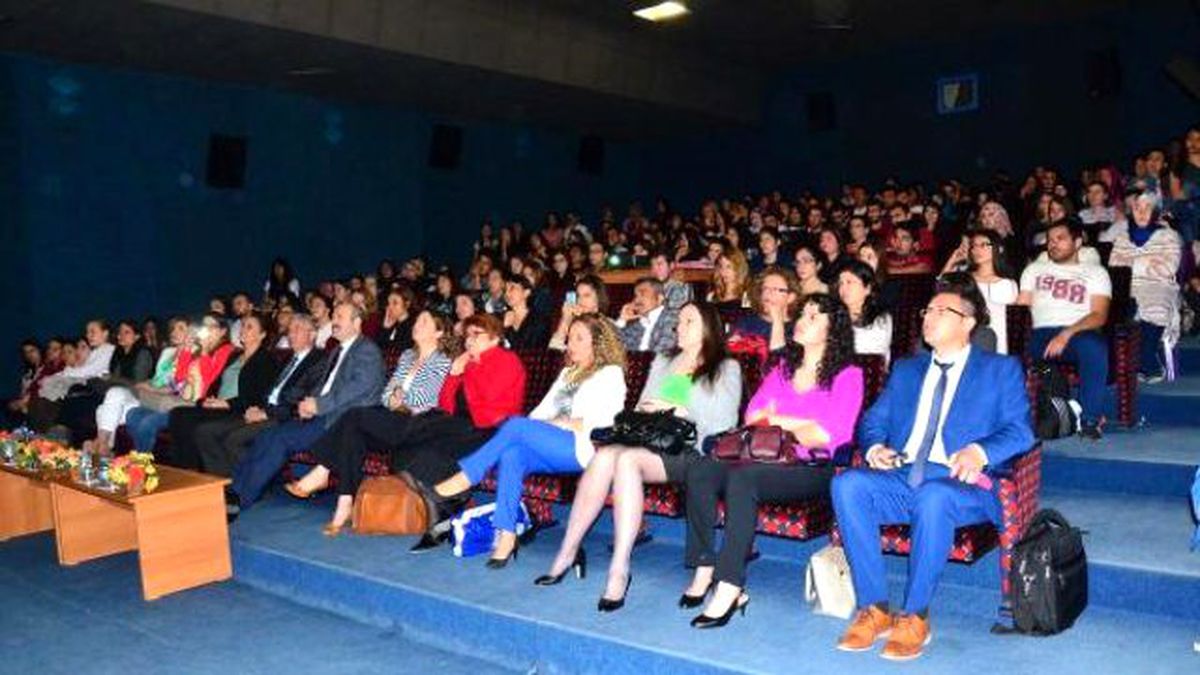 Doç. Dr. Yanıkkerem: Dünya Yatarak Doğumdan Vazgeçiyor