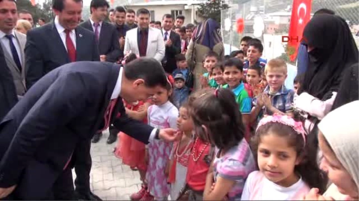 Hatay-Türkiye Kızılayı Geçici Eğitim Merkezi Törenle Açıldı