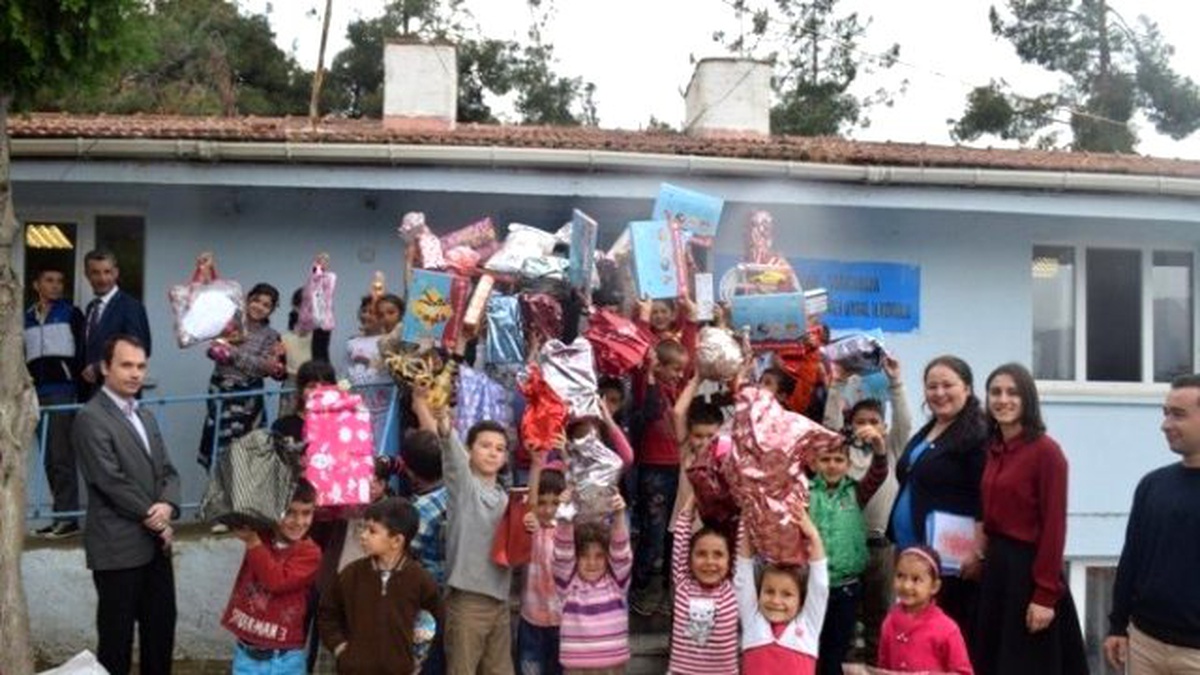 Hayal Ettikleri Oyuncaklara Kavuştular