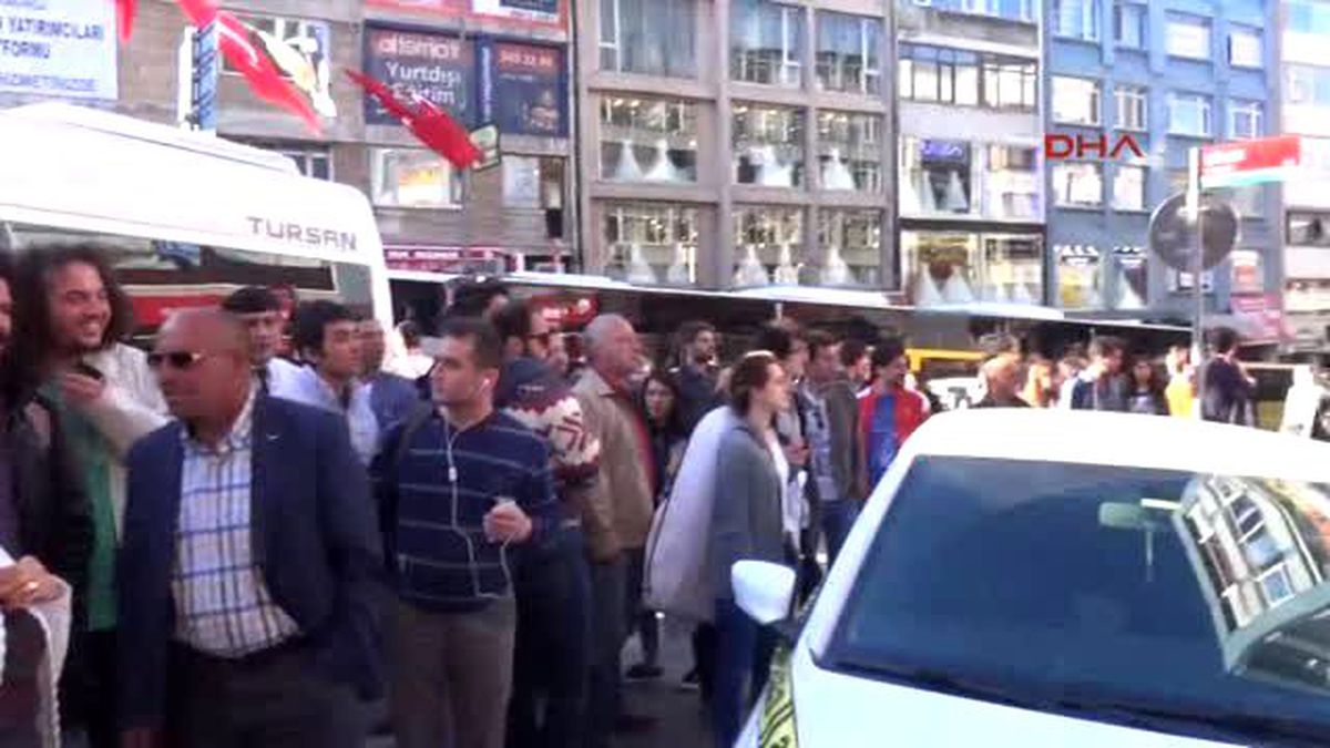 Kadıköy\'de Akraba Kavgası 3 Yaralı