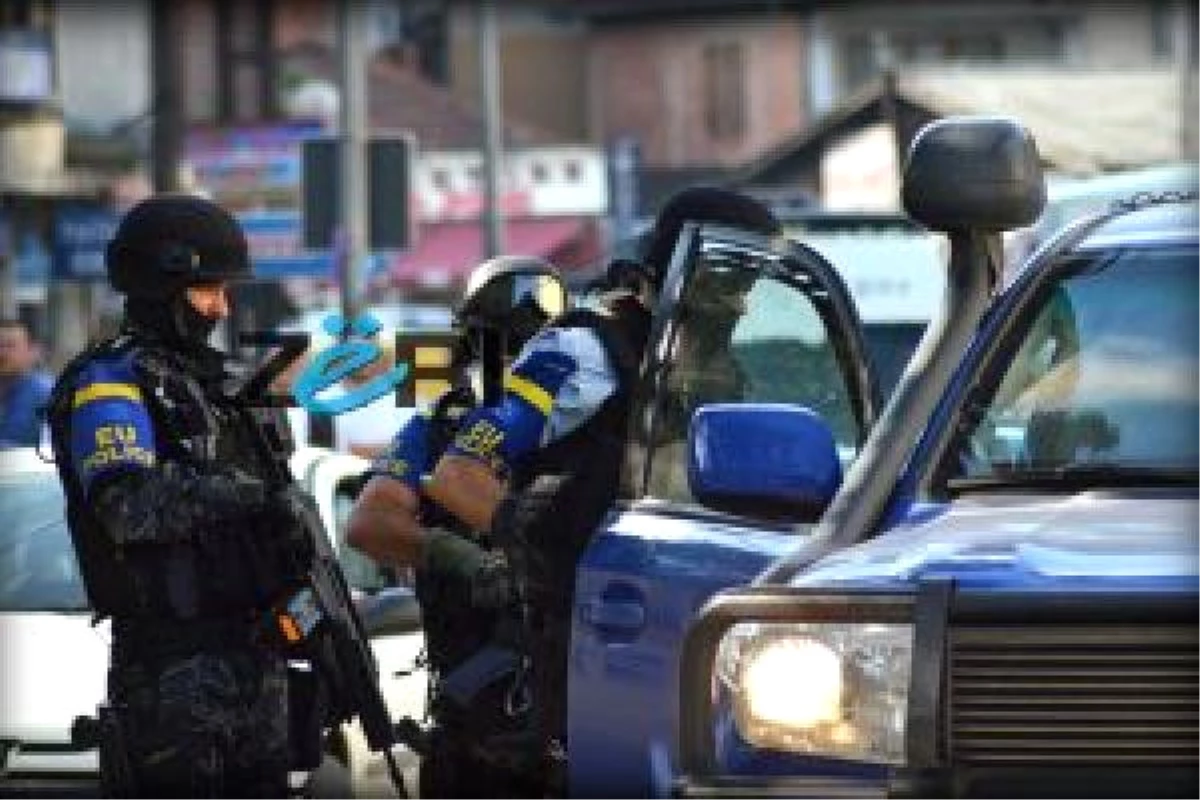 Kosova\'da Eulex Polisi 50 Değişik Yere Baskın Düzenledi