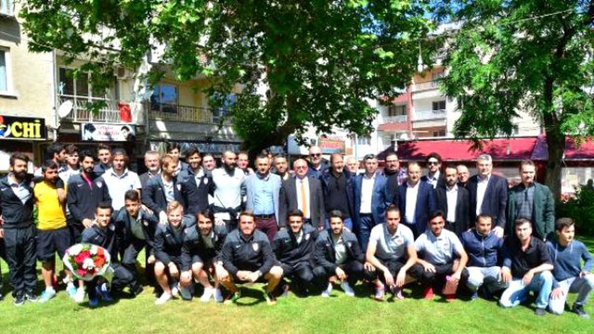 Manisaspor\'dan Şampiyonluk Duası