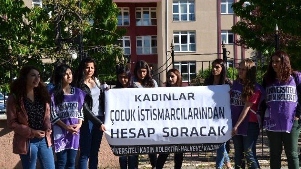 Okullarda Yaşanan Taciz Olaylarına Tepki Gösterdiler