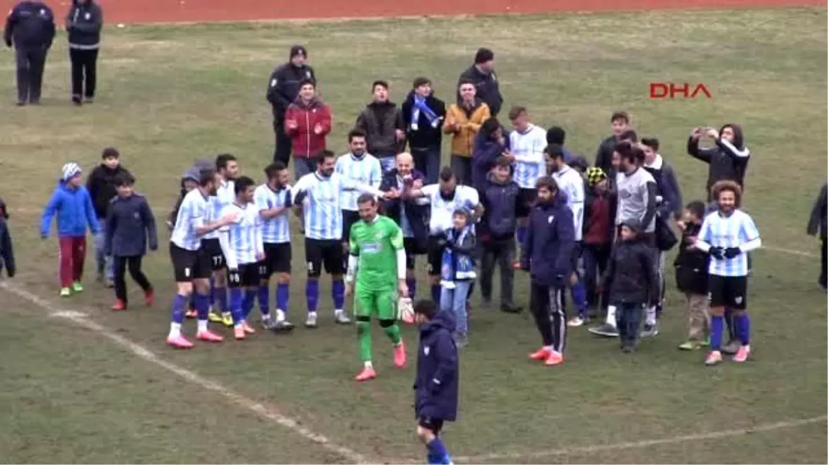 Tokat 46 Yaşındaki Kalecinin Takımı 3\'üncü Lig Yolunda