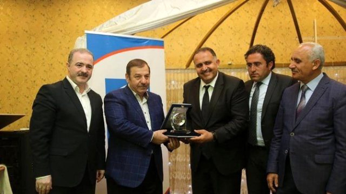 Tuşba Belediyesi ve Esenyurt Belediyesi\'nden Kardeşlik Köprüsü
