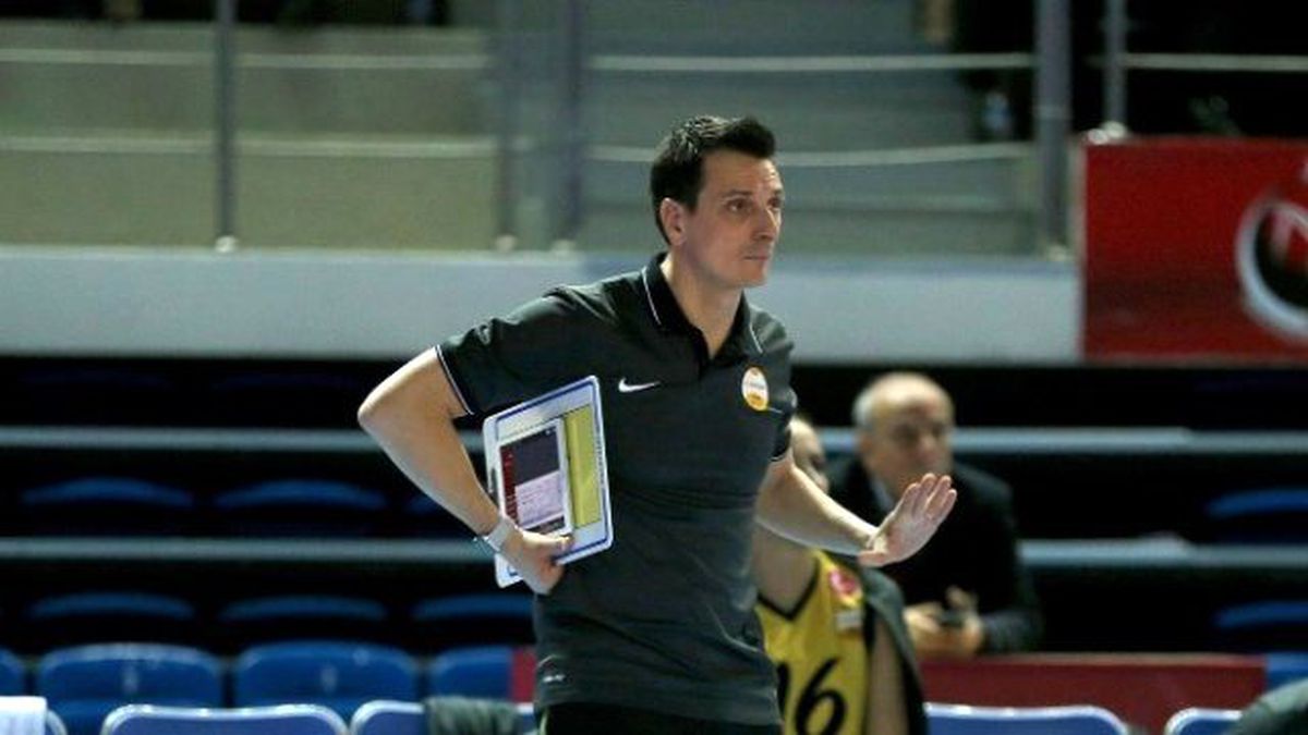 Vakıfbank Final Etabı İkinci Devresi İçin Ankara\'da