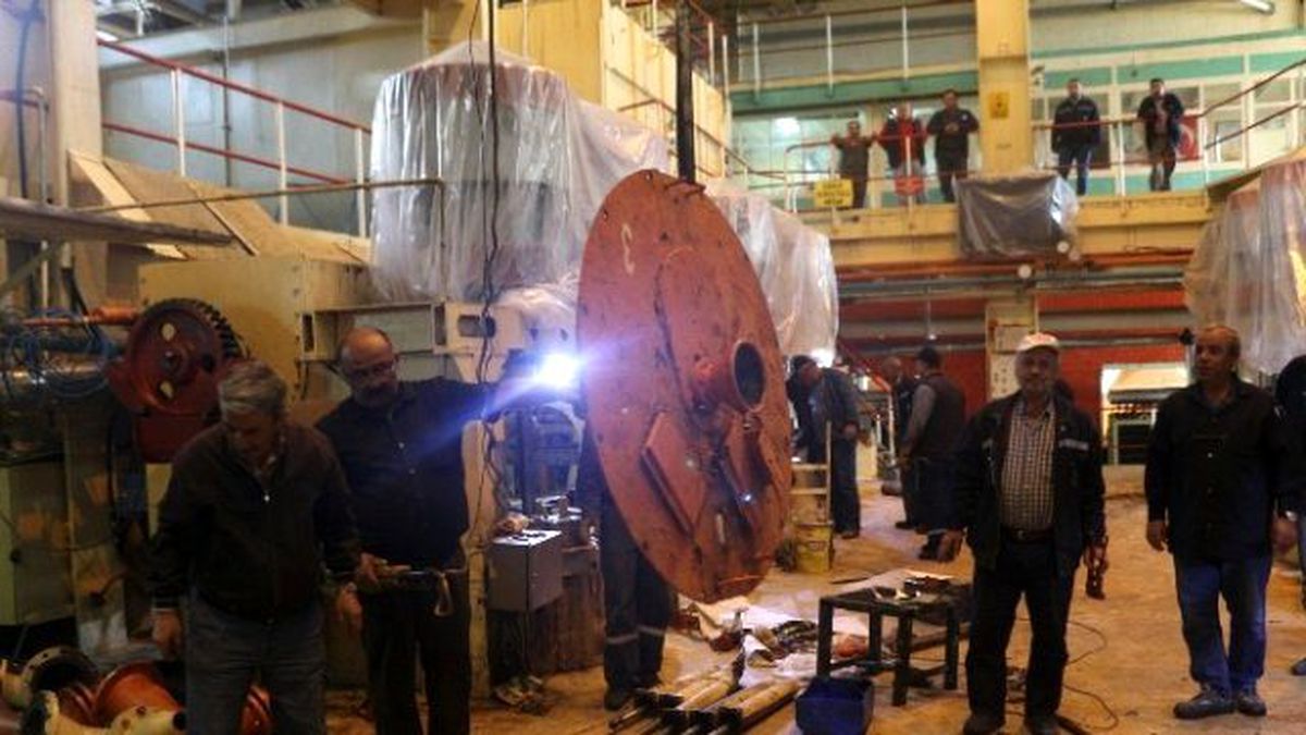 Fabrikada 2 Saat Fazla Çalışarak Eylem Yapıyorlar
