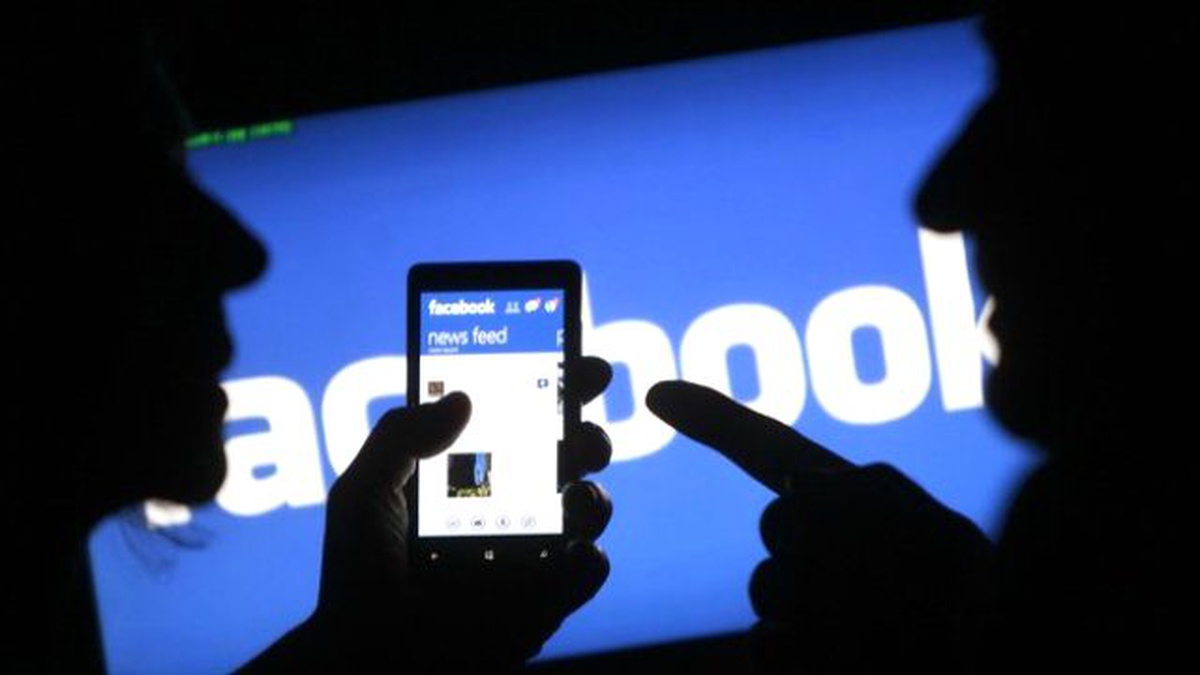 Facebook Kârını ve Kullanıcı Sayısını Artırdı