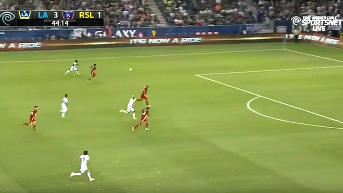 Giovani Dos Santos, Kalecinin Aklını Aldı