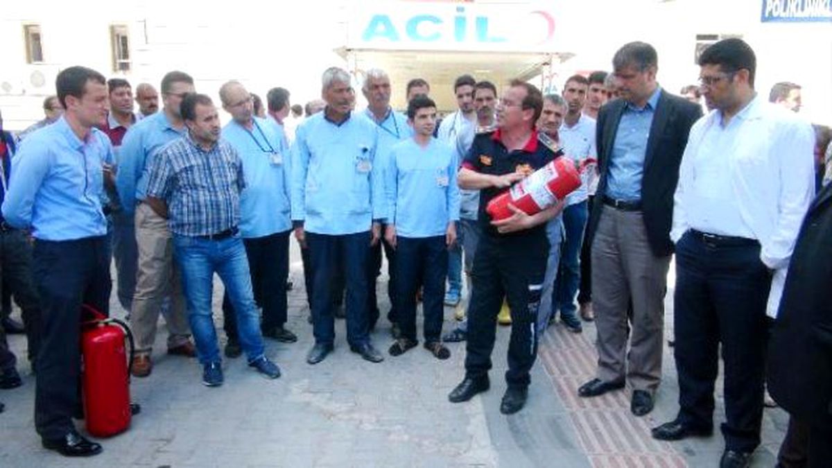Şanlıurfa\'da Hastanede Yangın ve Söndürme Tatbikatı