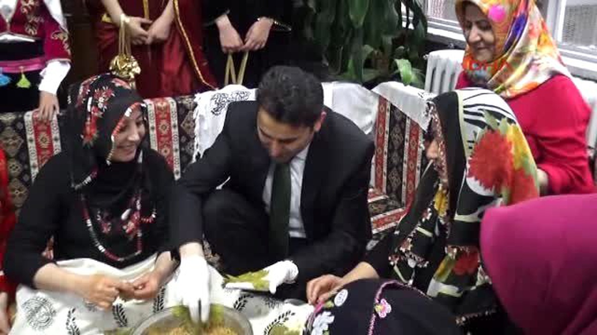 Tokat\'ta Kent Merkezi Nüfusu Kadar Dolma Sarıldı