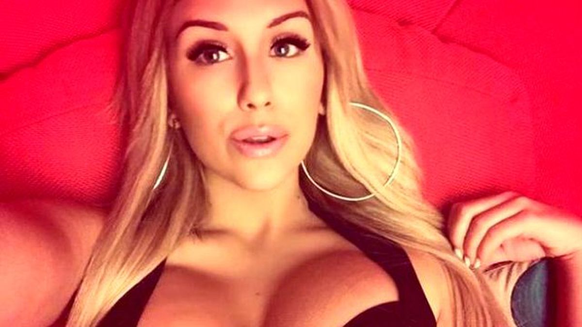 Ünlü Modele Ahlaksız Teklif: İki Siyahi Erkekle Baş Edebilir misin