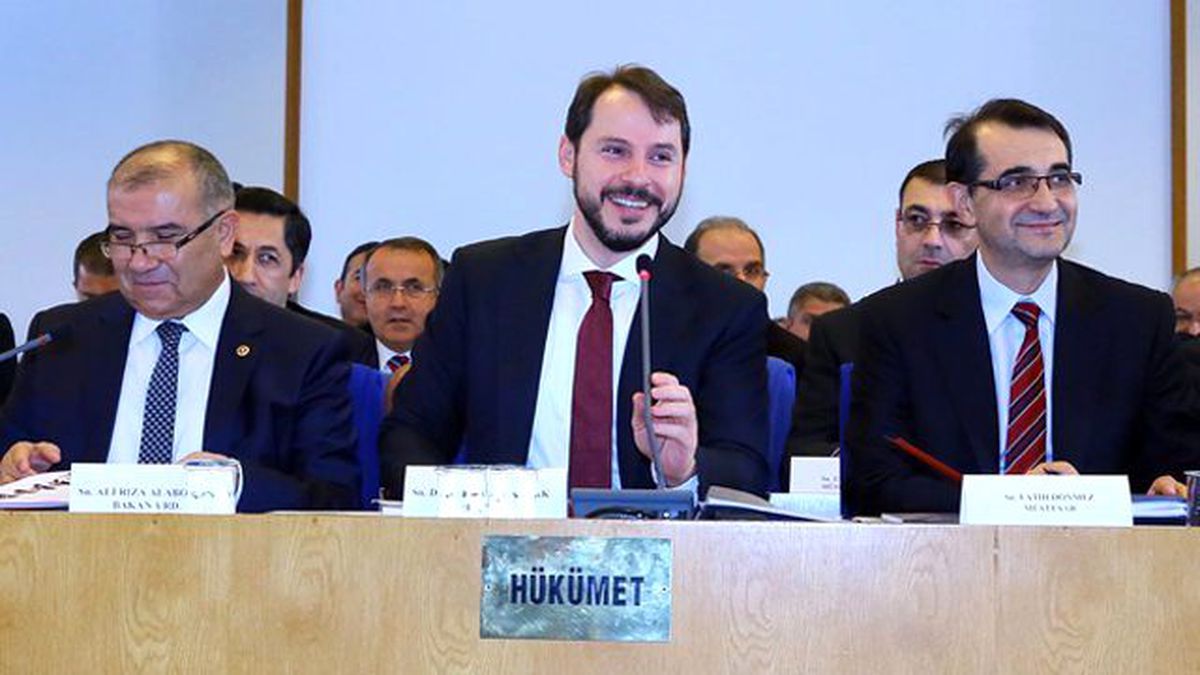Bakan Albayrak: Elektrik Kesintileri 20 Dakika Bile Sürmeyecek