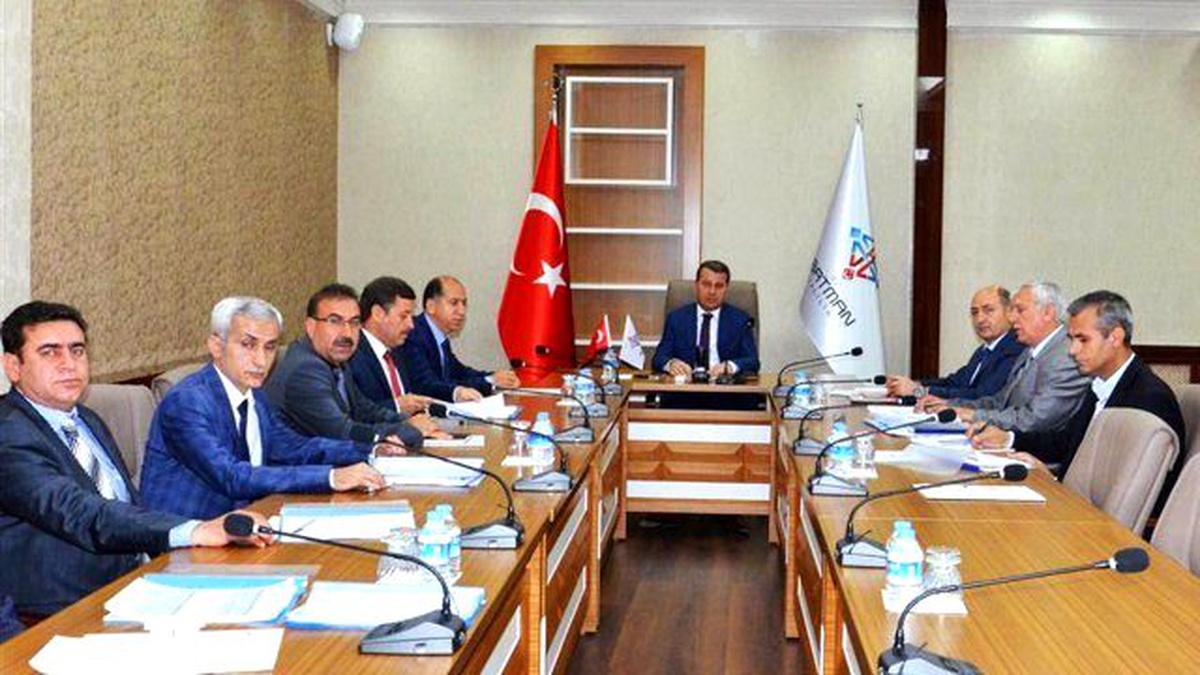 Batmanda Eğitim Yatırımları Toplantısı Düzenlendi