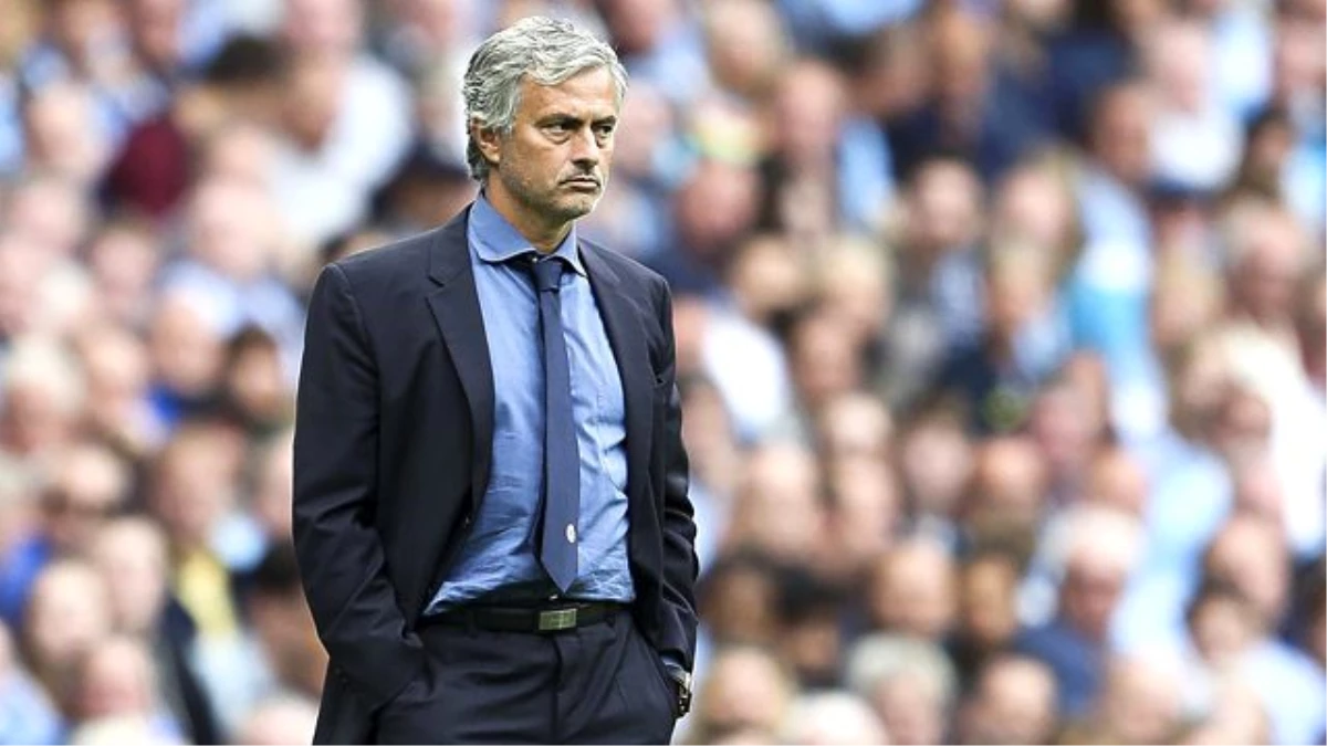 İngiliz Basını: Manchester United\'ın Yeni Menajeri Jose Mourinho