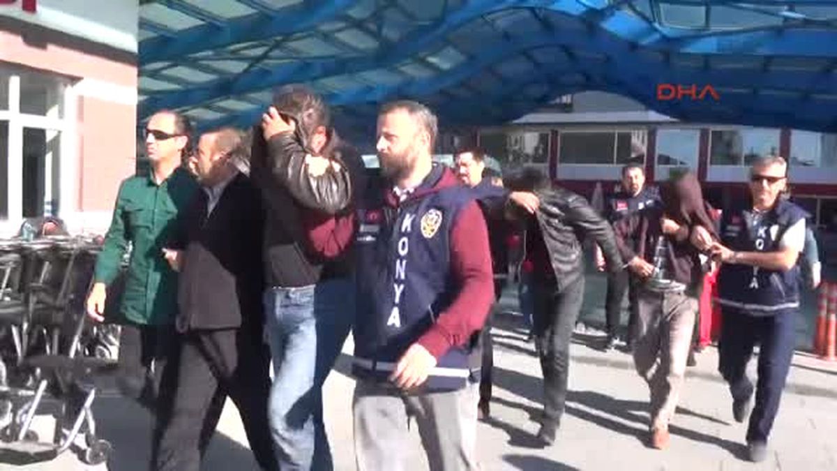 Aile Boyu Fuhuş Çetesi, Evli ve Çocuklu Kadınları '8-17' Mesaisine Göre Çalıştırmış