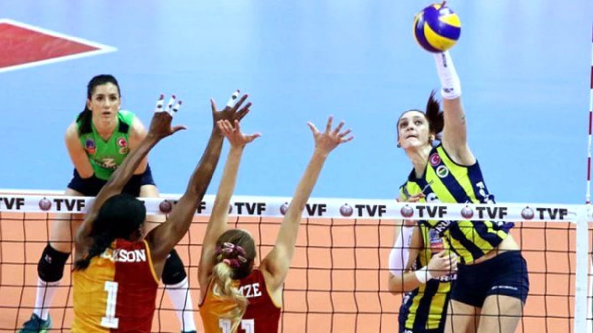 Galatasaray Voleybol Takımı, Fenerbahçe\'nin Şampiyonluk Yolunu Açtı