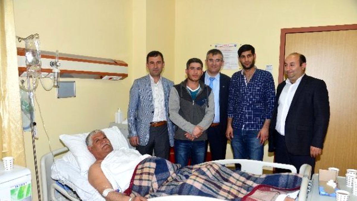 İl Göç İdaresi Personeli Iraklı Hussaın\'ı Ziyaret Etti