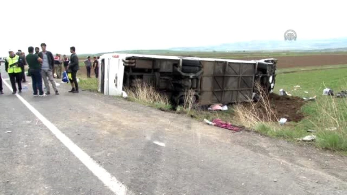 İran Plakalı Yolcu Otobüsü Devrildi: 20 Yaralı - Erzurum