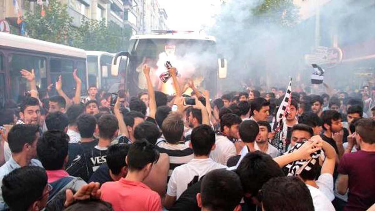 Manisaspor'un Şampiyonluk Kutlamasına Başkan Mergen Katılmadı