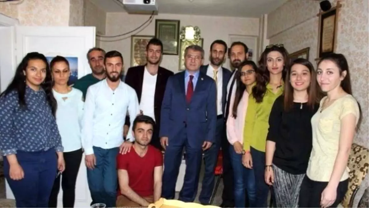 Milletvekili Serdar\'dan, Elazığ Kültür ve Sanat Derneğine Ziyaret