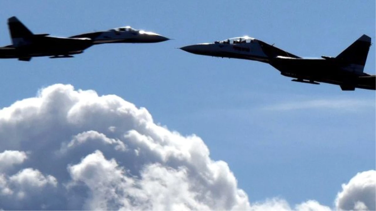2 Süper Gücün Uçaklarının Burun Buruna Gelmesine Dair Moskova\'dan Açıklama Geldi