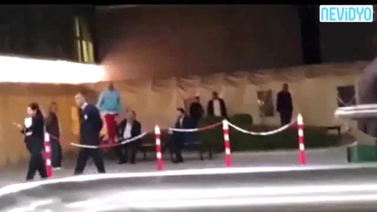 Şafak Sezer\'in Sinir Krizini Kameraya Çektiler