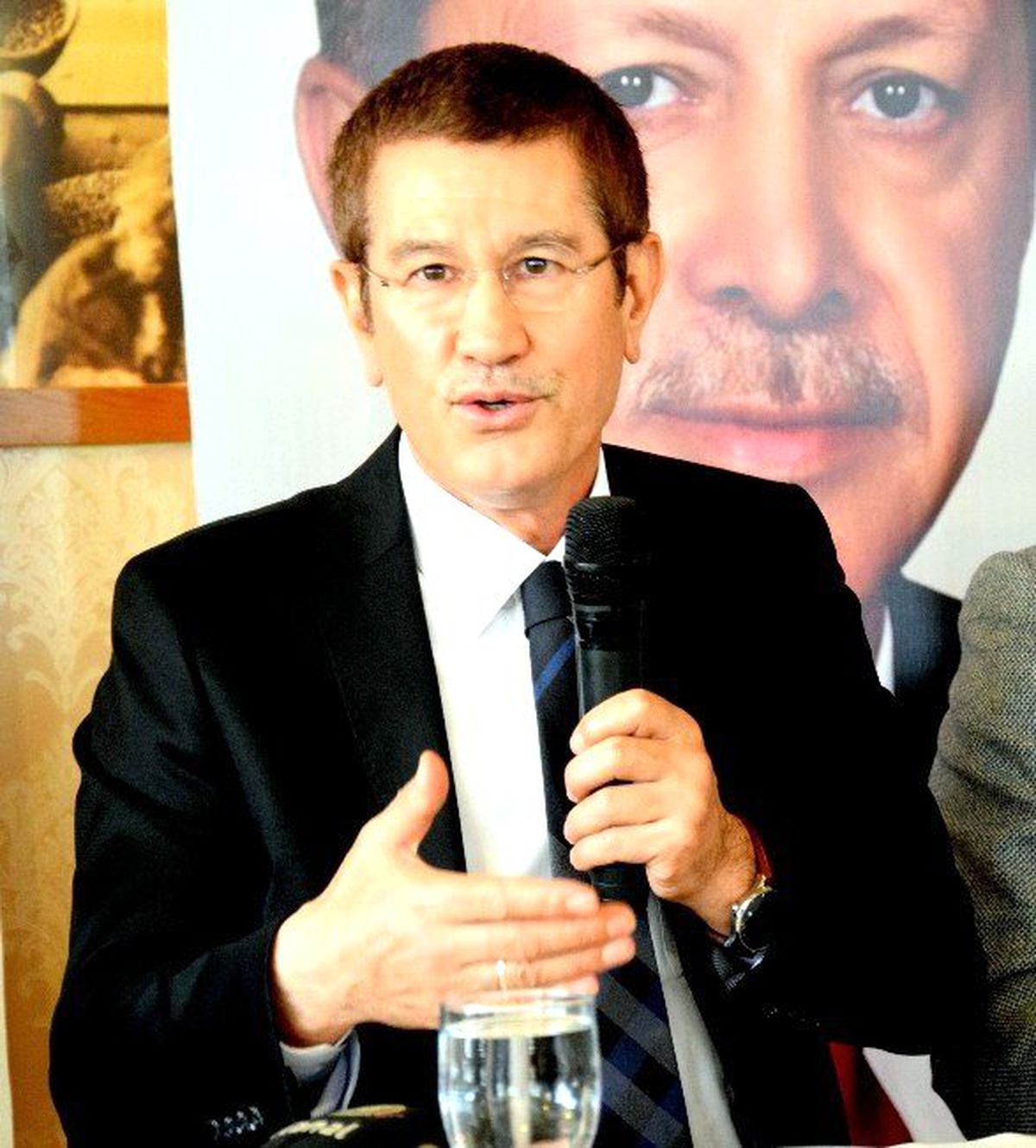Ak Partili Canikli: "Hastalığım 5 Aylık Tedavi ile Tümüyle Temizlendi"