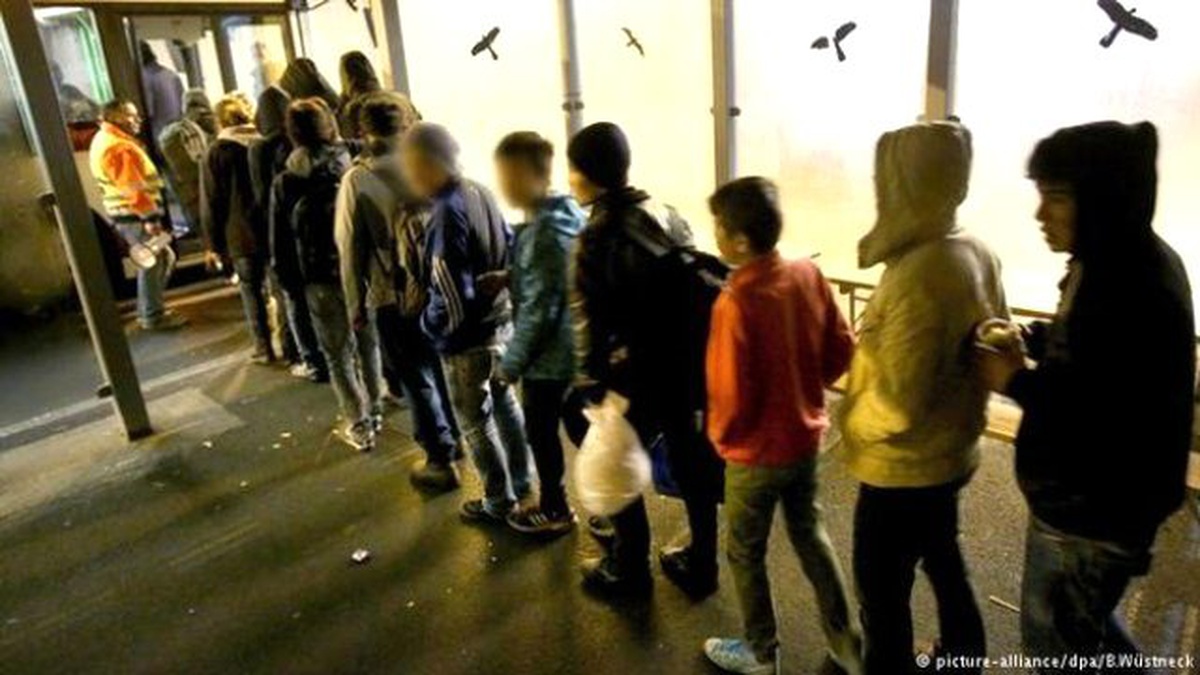 Almanya 300\'den Fazla Çocuğu Sınırdan Çevirdi