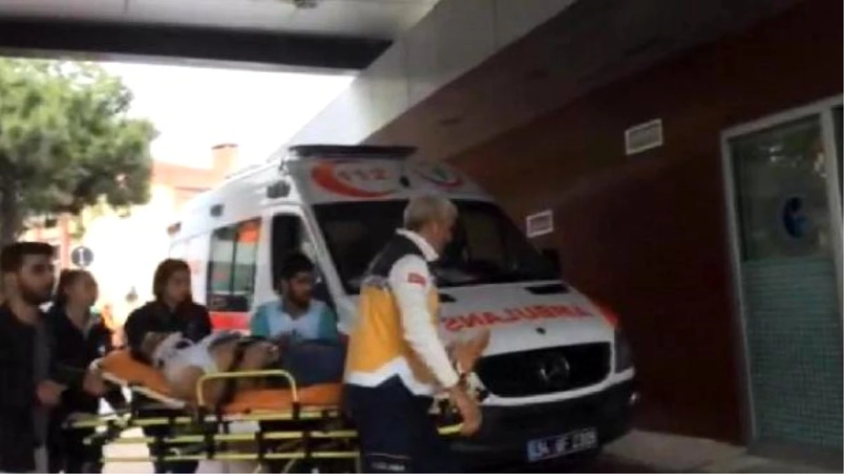 Bakırköy\'de Yaralanan 1 Kişi Hastaneye Getirildi